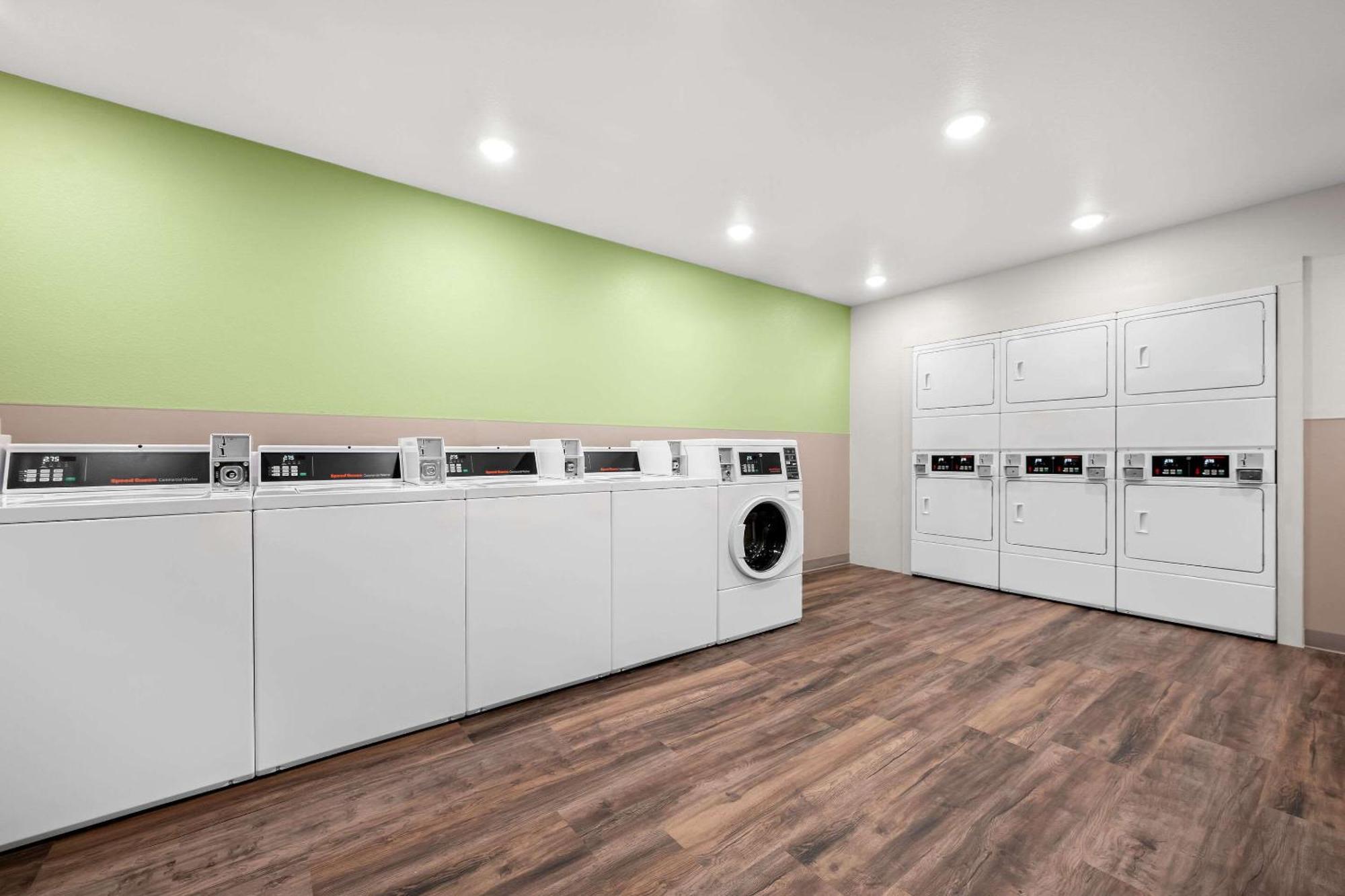 Woodspring Suites Huntsville - Research Park מראה חיצוני תמונה